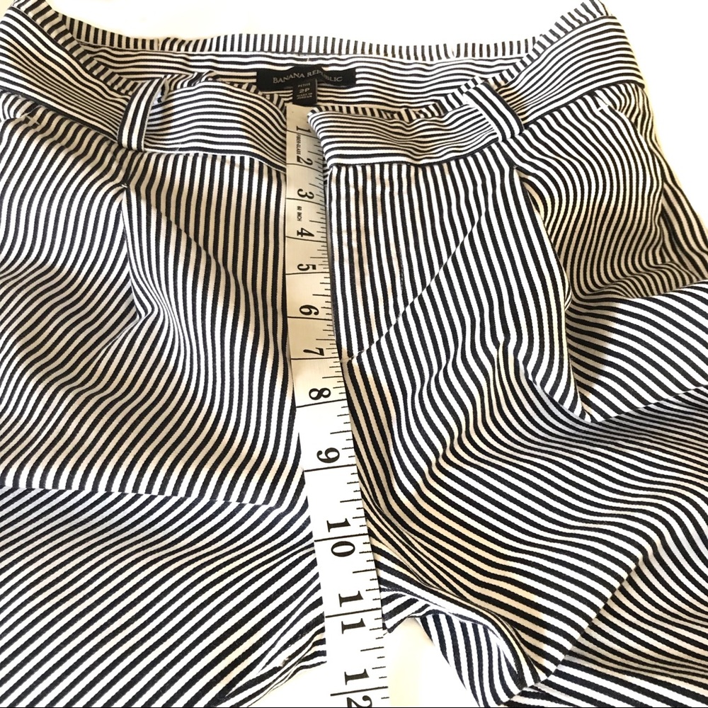 BANANA REPUBLIC Stripe Belted wise Leg Crop Pants - Picture 5 of 7